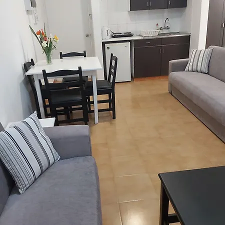 安茅斯公寓式酒店 公寓式酒店 3*