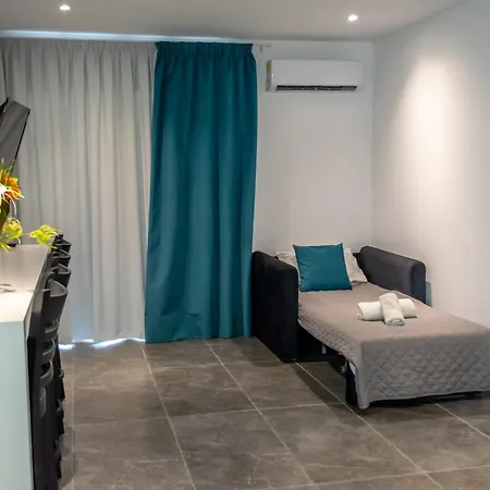 A Maos Apart Otel 3*